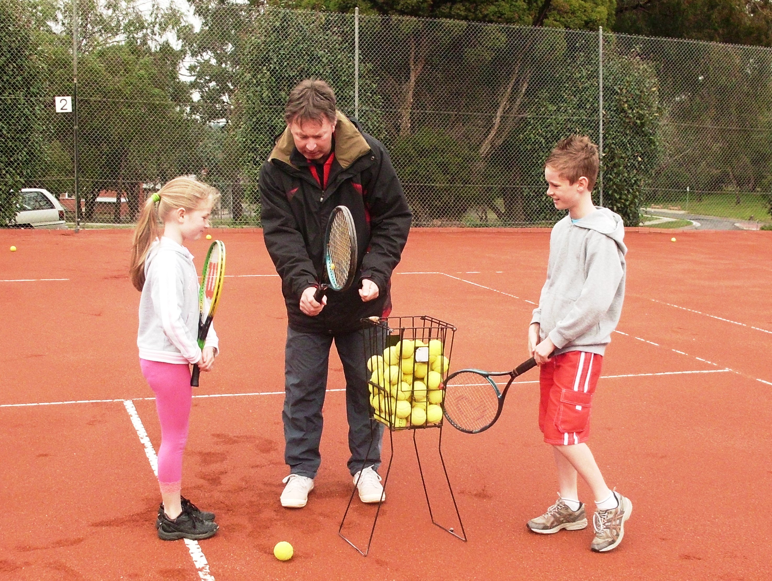 Leading tennis coach, Ian Peter-Budge
